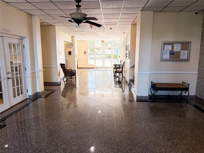 Photo - 200 S Birch Rd Unit 211