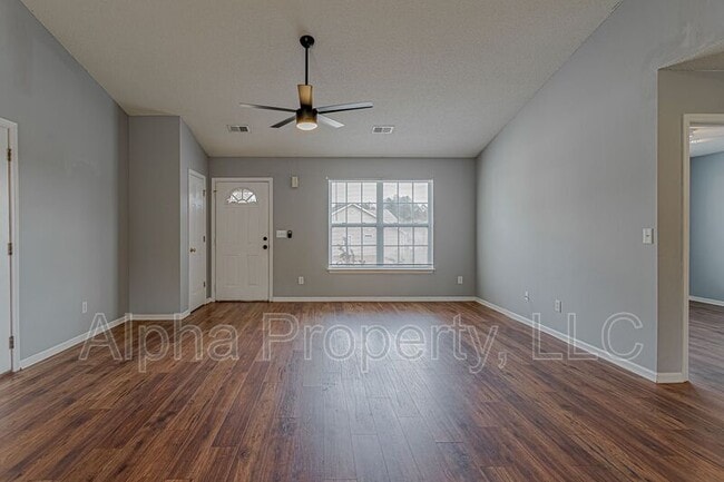 Photo - 1901 Country Apple Ct