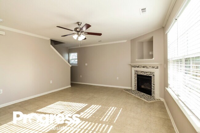 Photo - 4521 Oakburn Drive