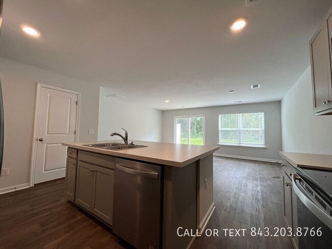 Photo - 155 Rosefield Ct