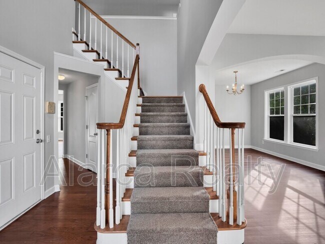 Photo - 13843 Porter Creek Rd