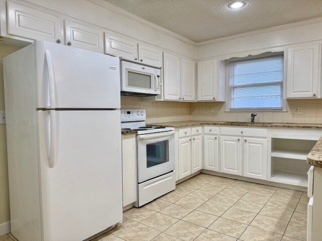 Photo - 2231 Willow Creek Rd