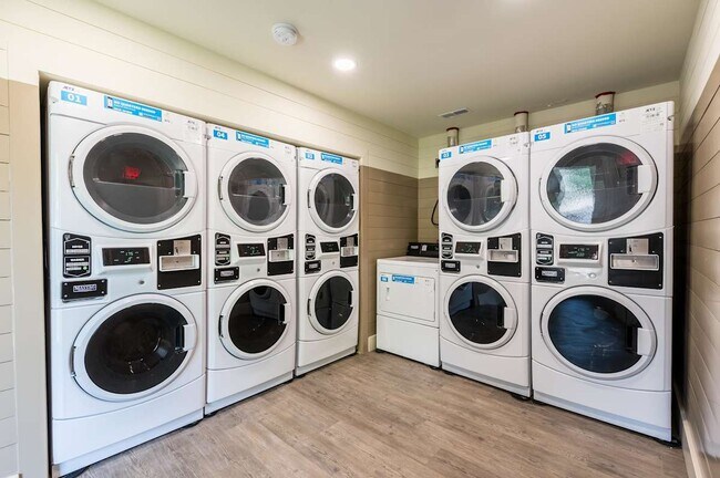 3TEN Apartments