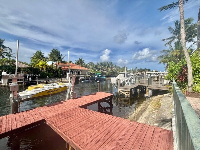 Photo - 1141 Waterside Ln