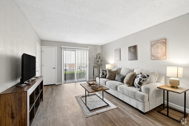 A1 1BR, 1BA - 700SF - Living Area