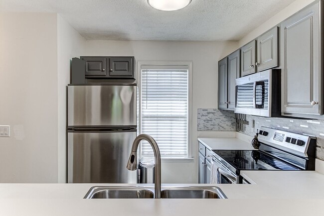 Photo - COMING SOON - Spacious Updated Condo in Gr...