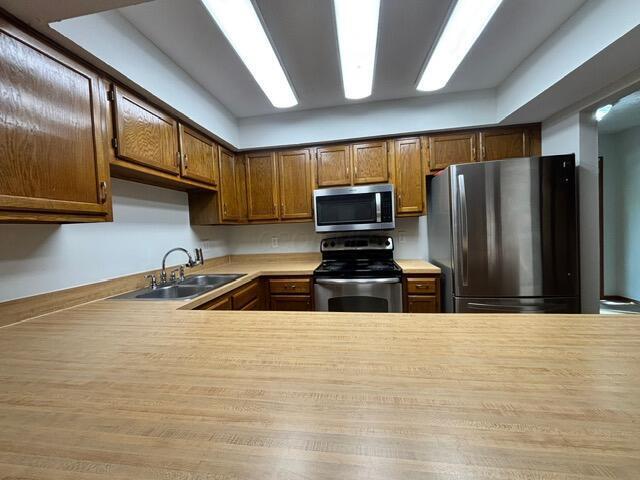 Photo - 996 Neil Ave