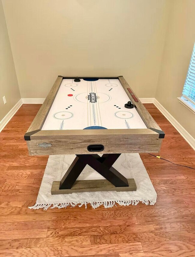 Photo - 328 Fletcher Dr