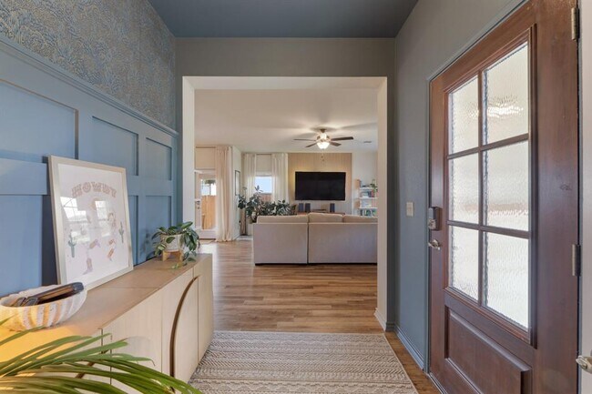 Photo - 9207 Looksee Ln