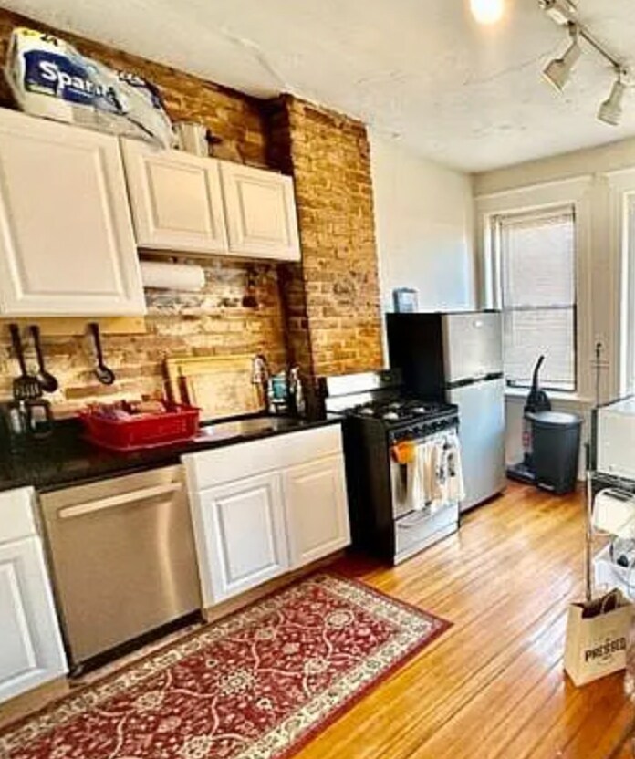 Photo - 17 Charter St Condo Unit Charter St