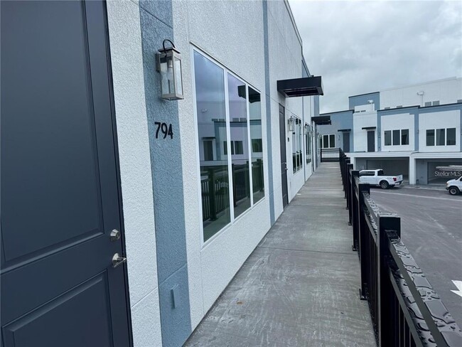 Photo - 794 TETBURY Lp Unit GH