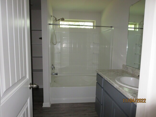 Photo - 23095 Mills Blvd