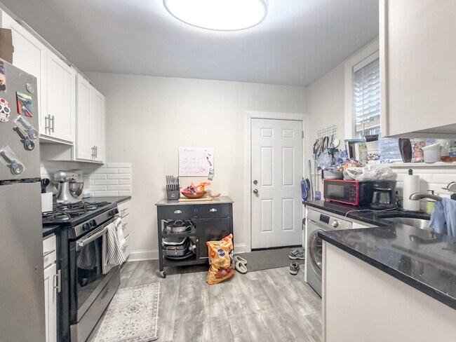 Photo - 918 Green Bay Unidad D3