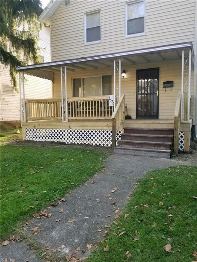 BIG 3 Bedroom House For Rent - BIG 3 Bedroom House For Rent