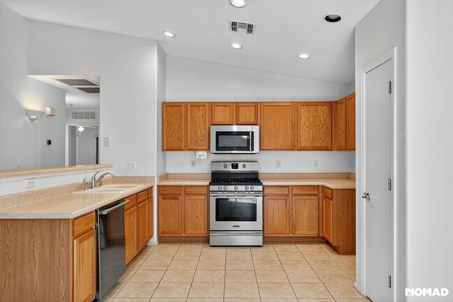 Photo - 4660 S Valley Rd