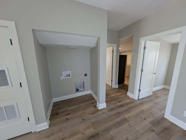 Photo - 804 E 8th Ave