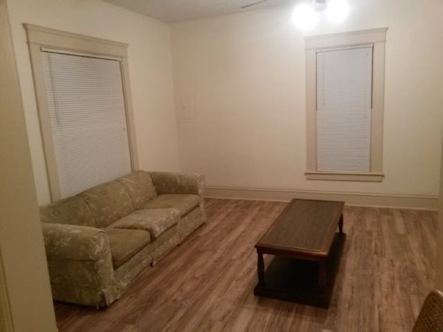 Photo - 653 Baldwin St Unit 1