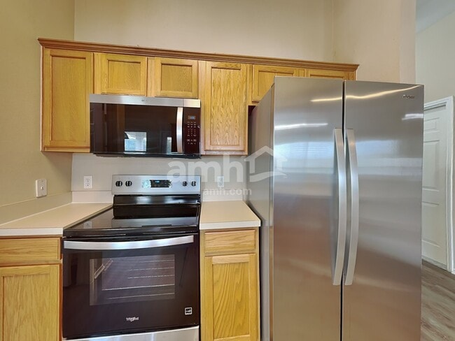 Photo - 210 Hilltop Dr