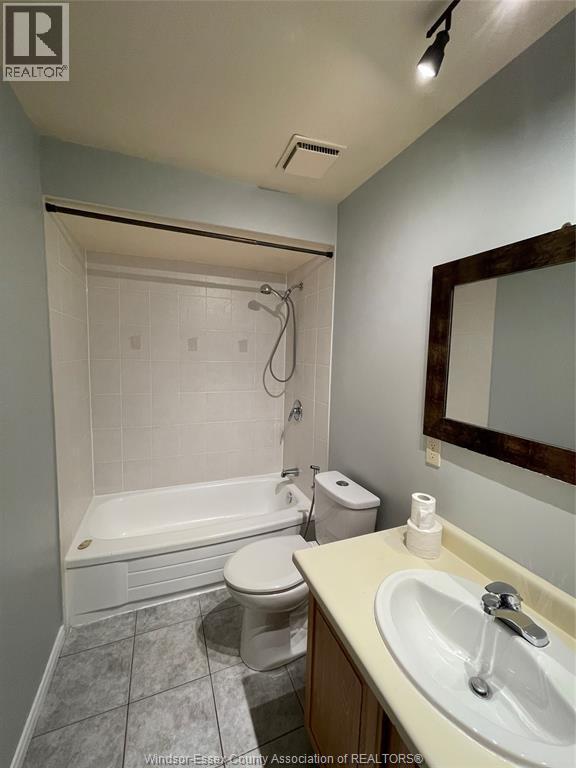 Photo - 8125 Little River Rd