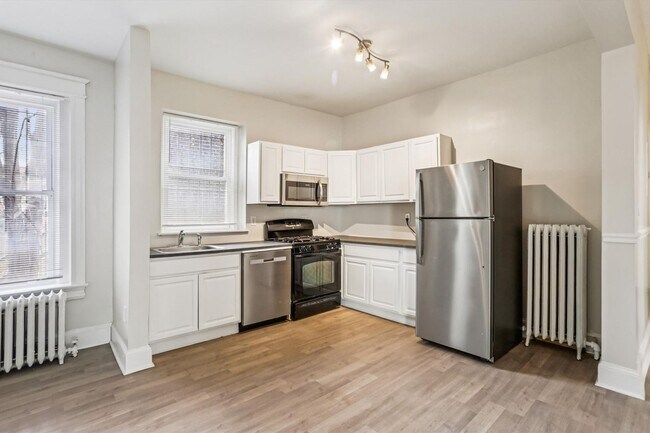 Photo - 150 Seaton Pl NW Unidad #1