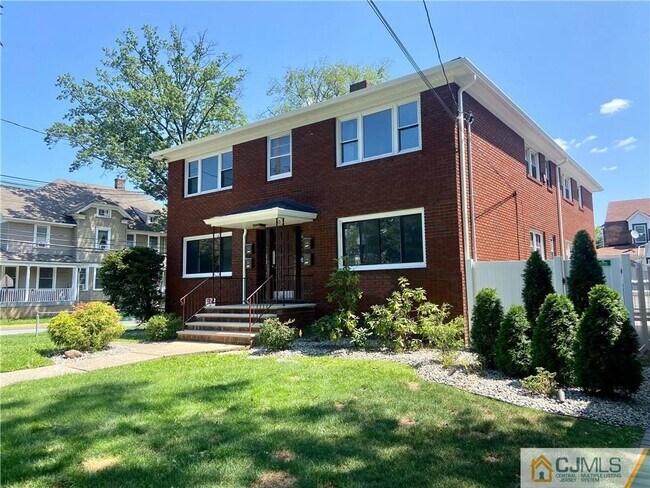 Photo - 331 Chestnut St Apartment Unit A
