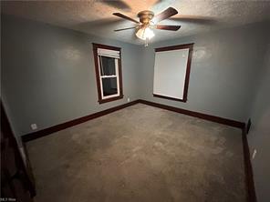 Photo - 60 Grandview Ave