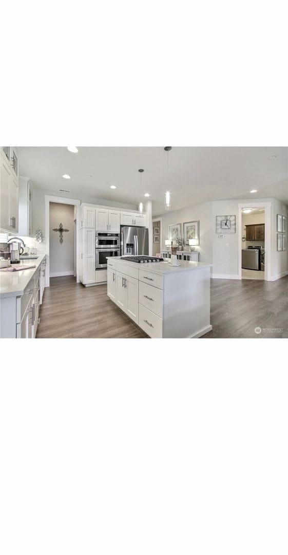 Photo - 8215 205th Ave E