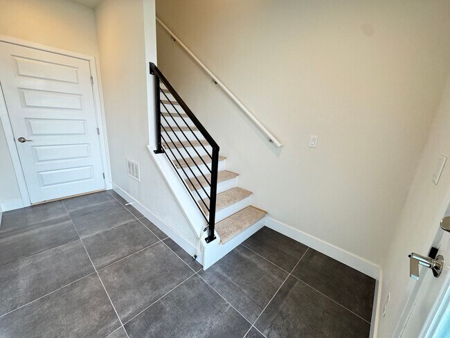 Photo - Denver Townhome with Great Views - License #2024-ENTITY-0003918