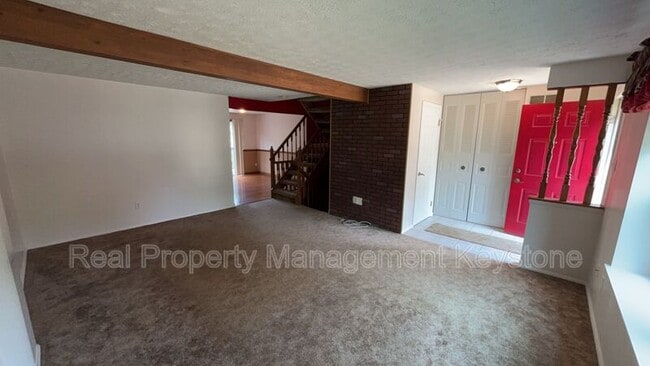 Photo - 176 Russets Cir