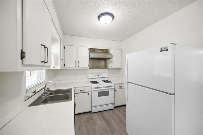 Photo - 4838 McCrary Rd