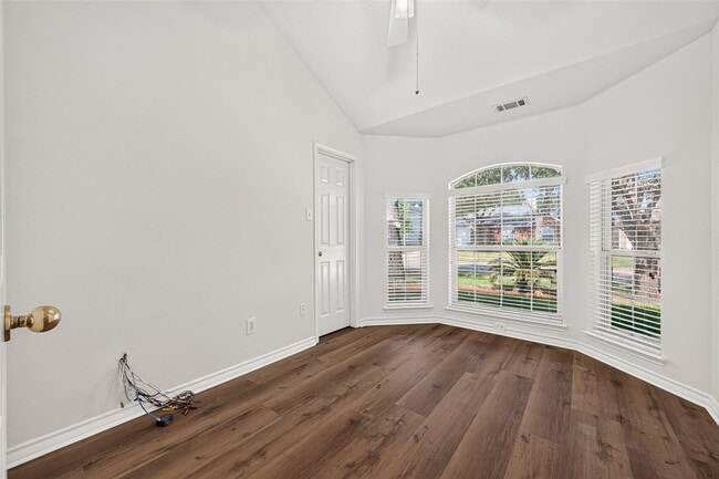 Photo - 3830 Flatwood Dr