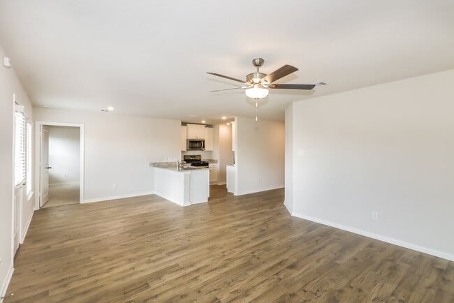 Photo - 425 Sunny Highlands Dr