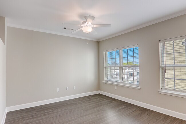 360 Hilliard Apartments