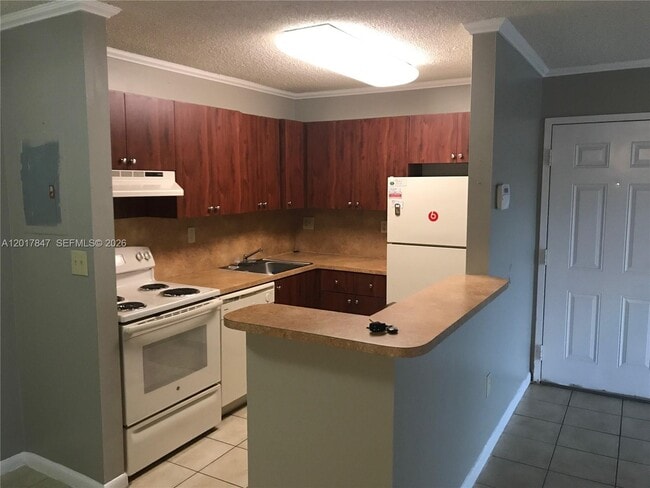 Photo - 7235 NW 179th St Unit 101