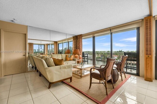 Photo - 3100 NE 48th St Unit 514