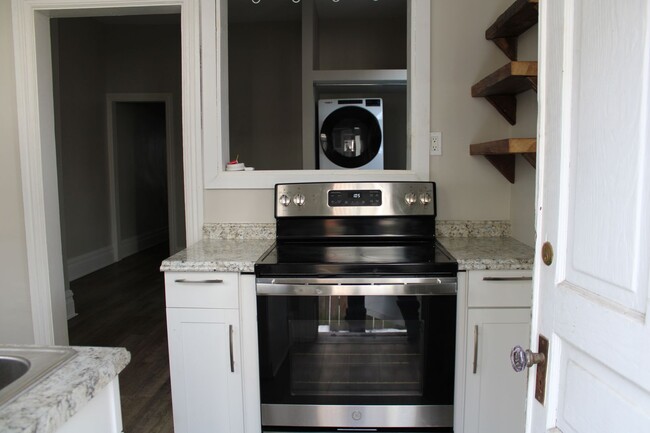 Photo - 1911 N 2nd St Unidad 1