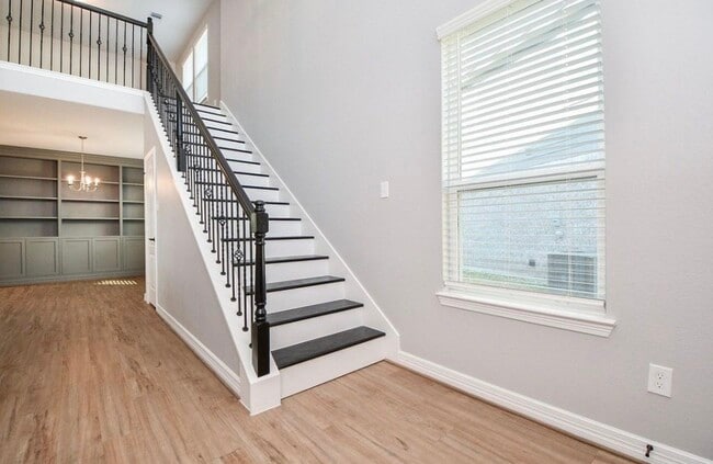 Photo - 17722 Hattusas Ln