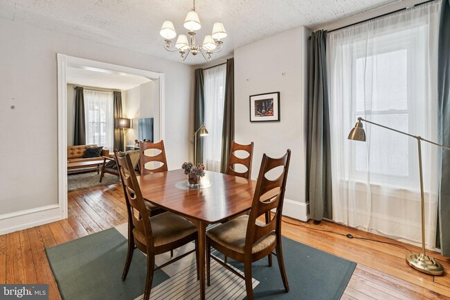 Photo - 4353 Freeland Ave