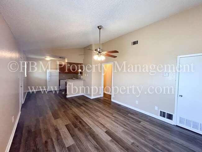Photo - 608A Walter Stephenson - Charming 2 Bedroom, 1 Bathroom Apartment Home in Midlothian, TX! Unidad 608A