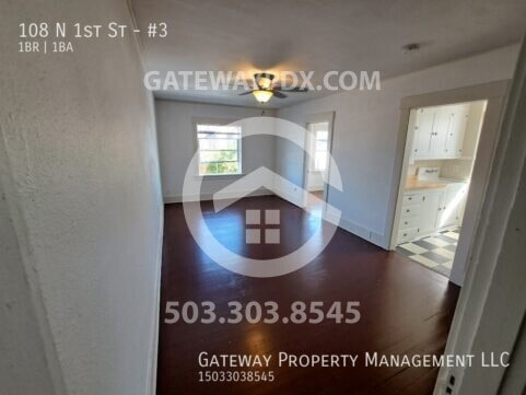 Photo - 108 N 1st St