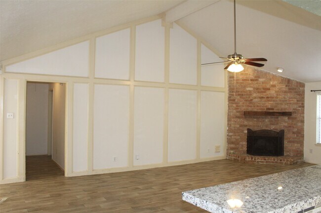 Photo - 14343 Whitecross Dr