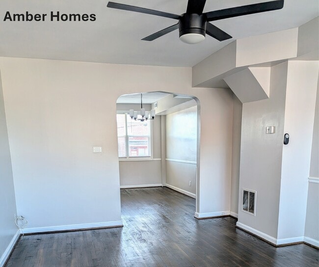 Photo - 1505 Becklow Ave