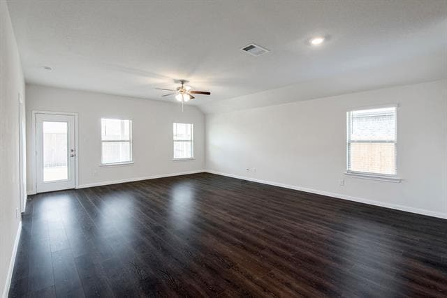 Photo - 709 Smokey Trail