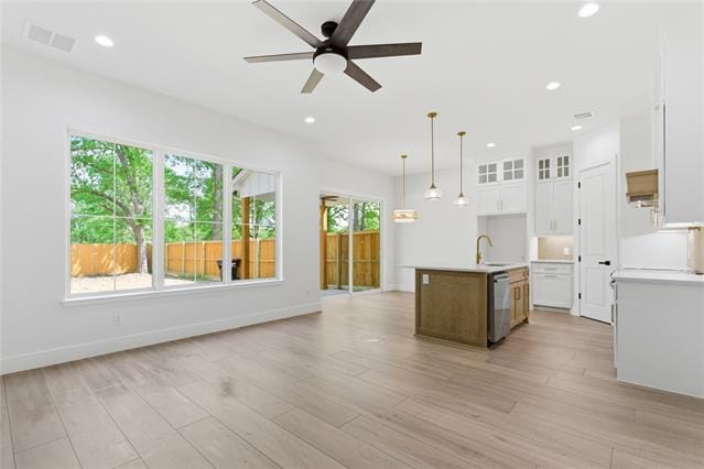 Photo - 200 Dover Dr