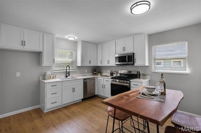 Photo - 905 Cornell Ave