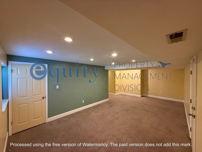Photo - 2027 Kramer Dr