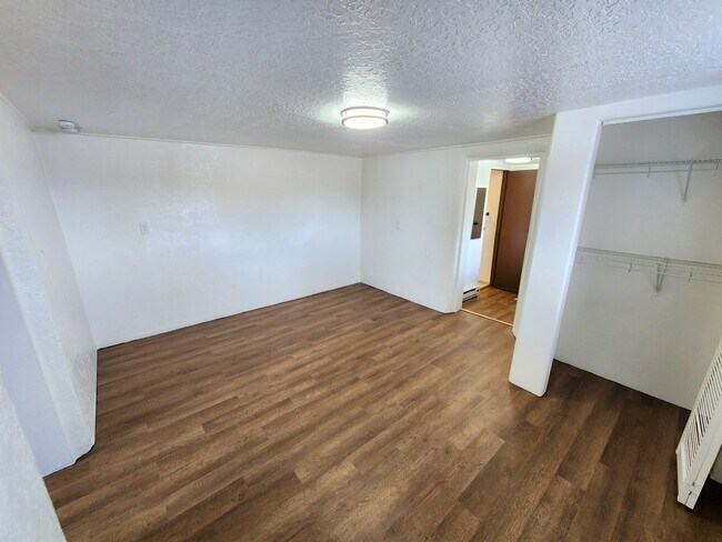 Photo - 738 Columbia St Unidad A