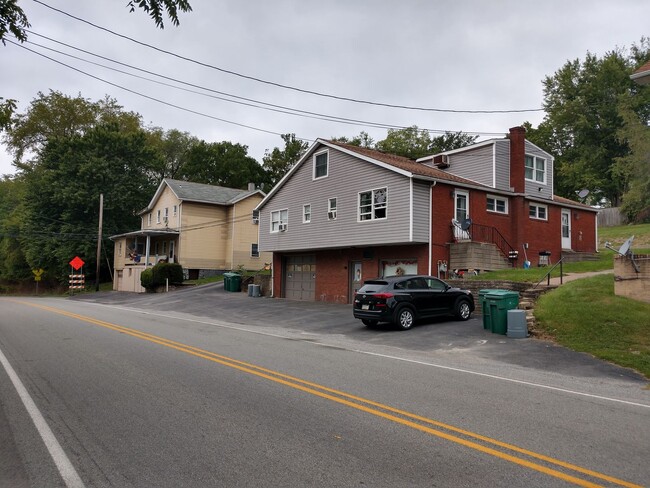 Photo - 535 New Alexandria Rd Unit 2