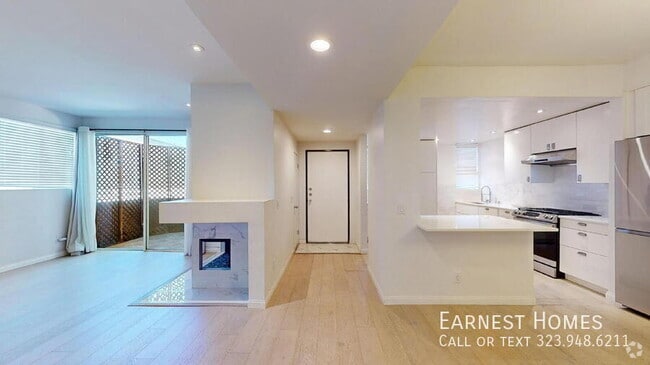 Building Photo - 4557 Haskell Ave Unit 105 Rental