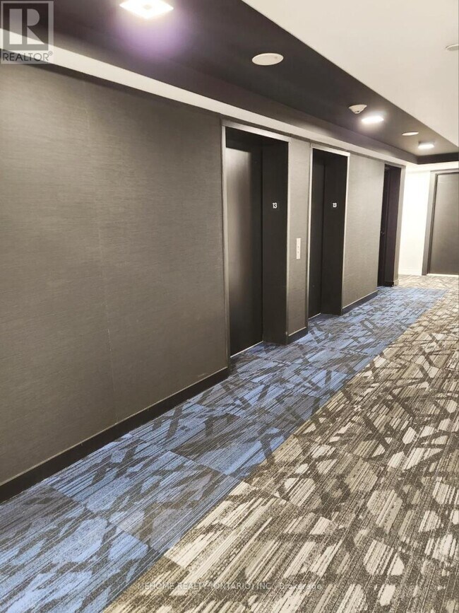 Photo - 2 Augusta Ave Unité 1308